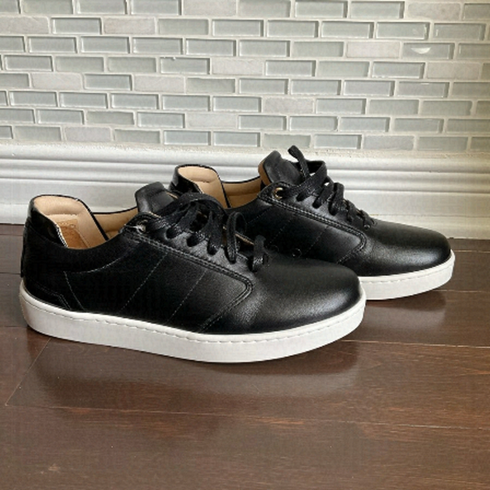 NWT WANT Les Essentiels Lennon Leather Sneakers